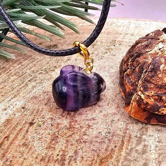 Nature Purple Fluorite Carved Cute Rabbit Pendant Necklace - Picture 3 of 10